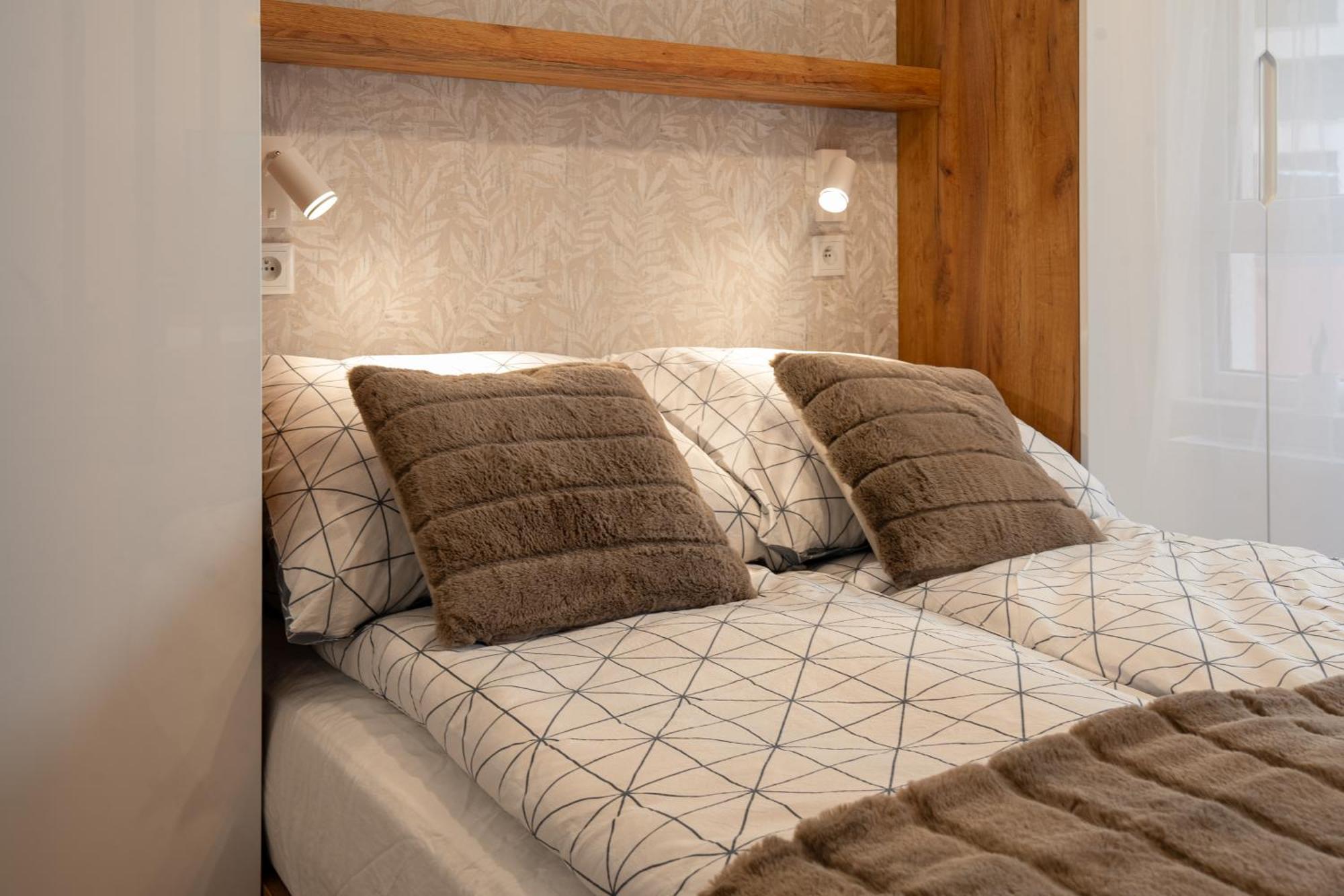 Ekskluzywny Apartament + Garaz Krasków Eksteriør bilde