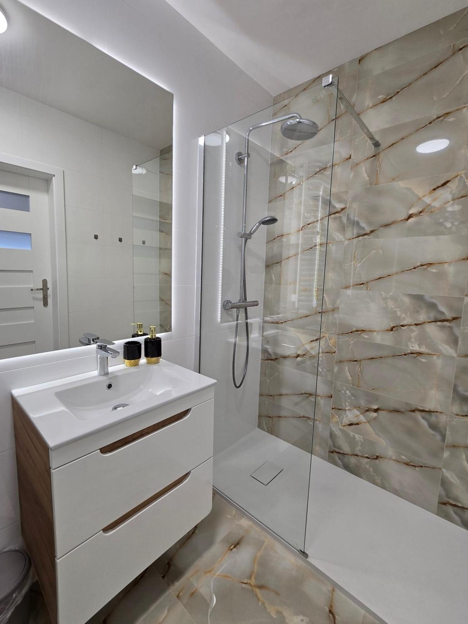 Ekskluzywny Apartament + Garaz Krasków Eksteriør bilde